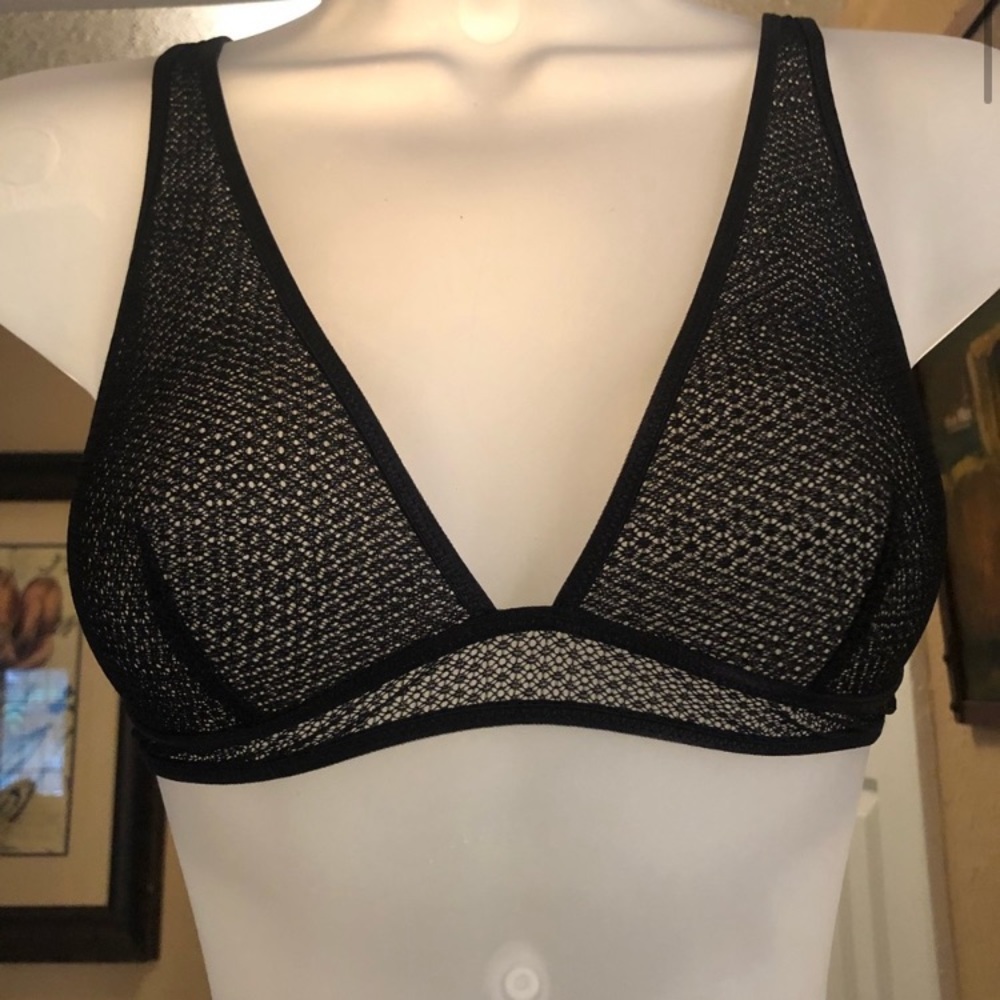 VICTORIA SECRET BRALETTE SIZE S